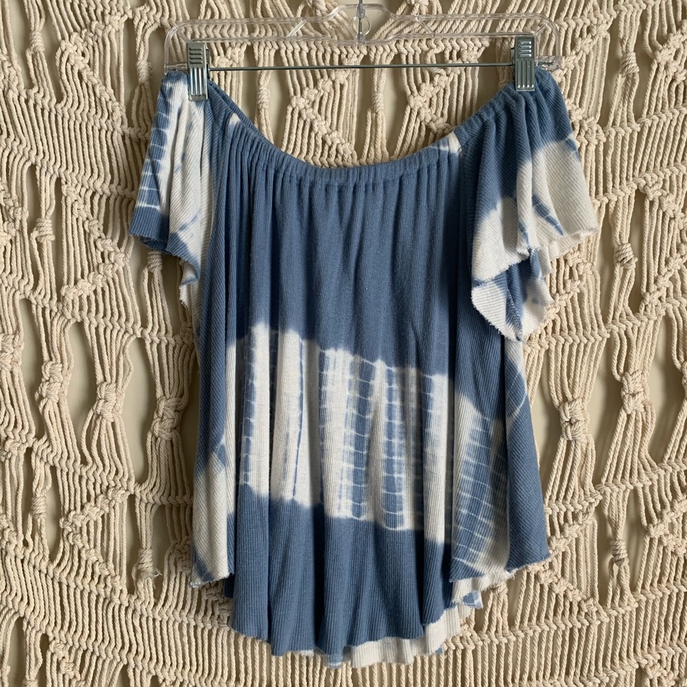 Vestique tie dye off the shoulder top!